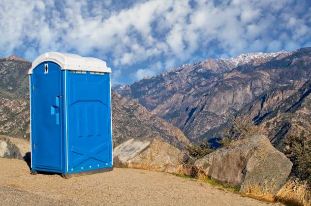 Types of Portable Toilets We Offer in Maypearl, TX